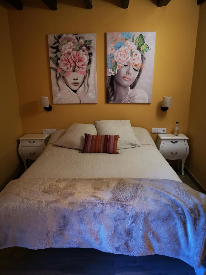Cal Duran Bed & Breakfast Esparreguera Rom bilde