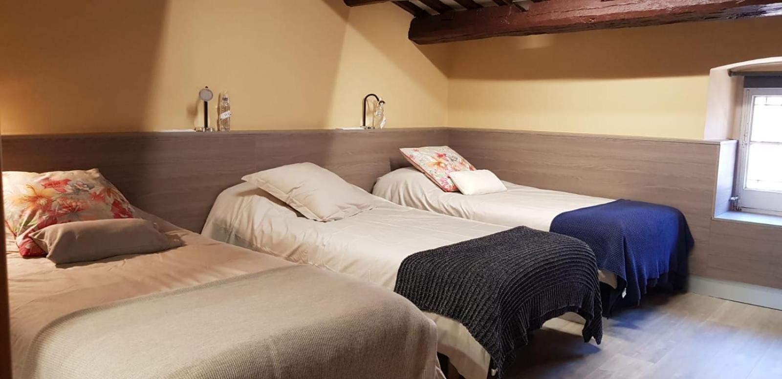 Cal Duran Bed & Breakfast Esparreguera Rom bilde