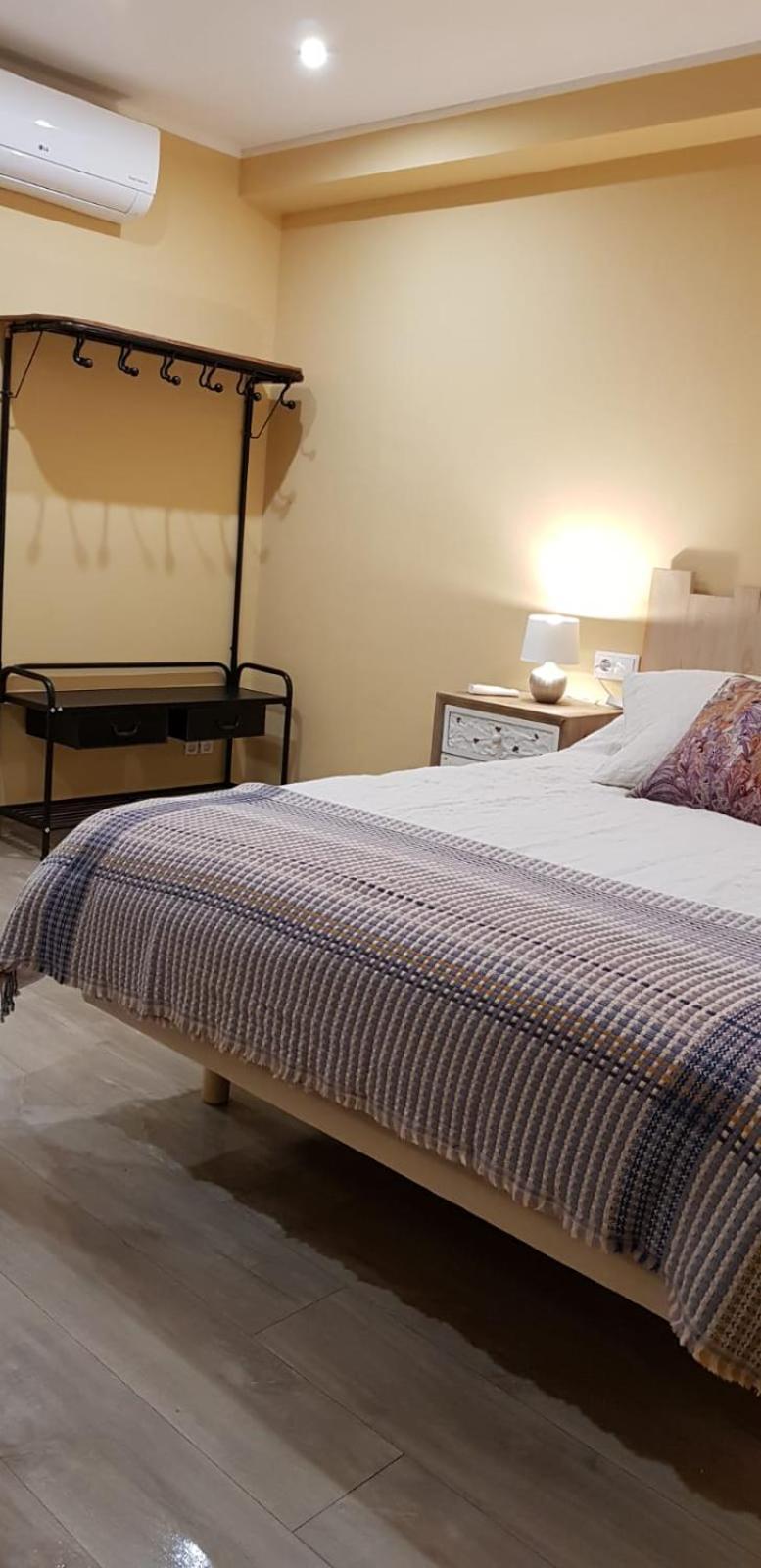 Cal Duran Bed & Breakfast Esparreguera Rom bilde
